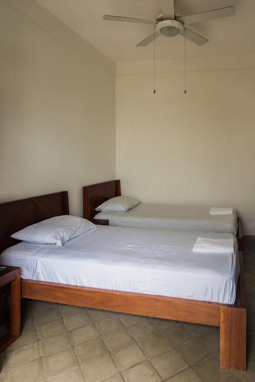 Hotel Azul לאון חדר תמונה