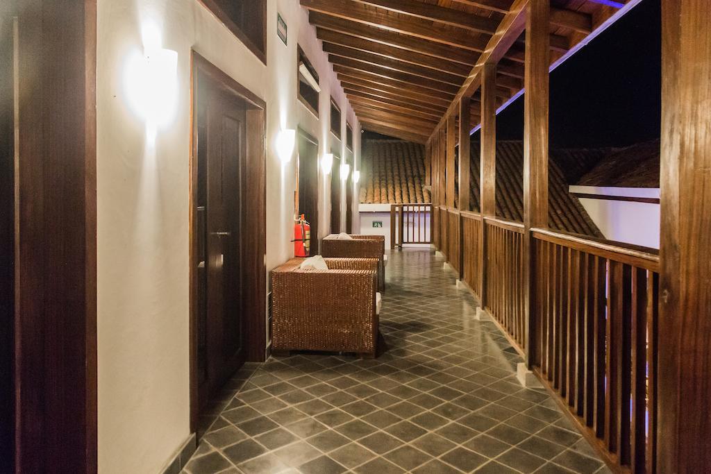 Hotel Azul לאון מראה חיצוני תמונה