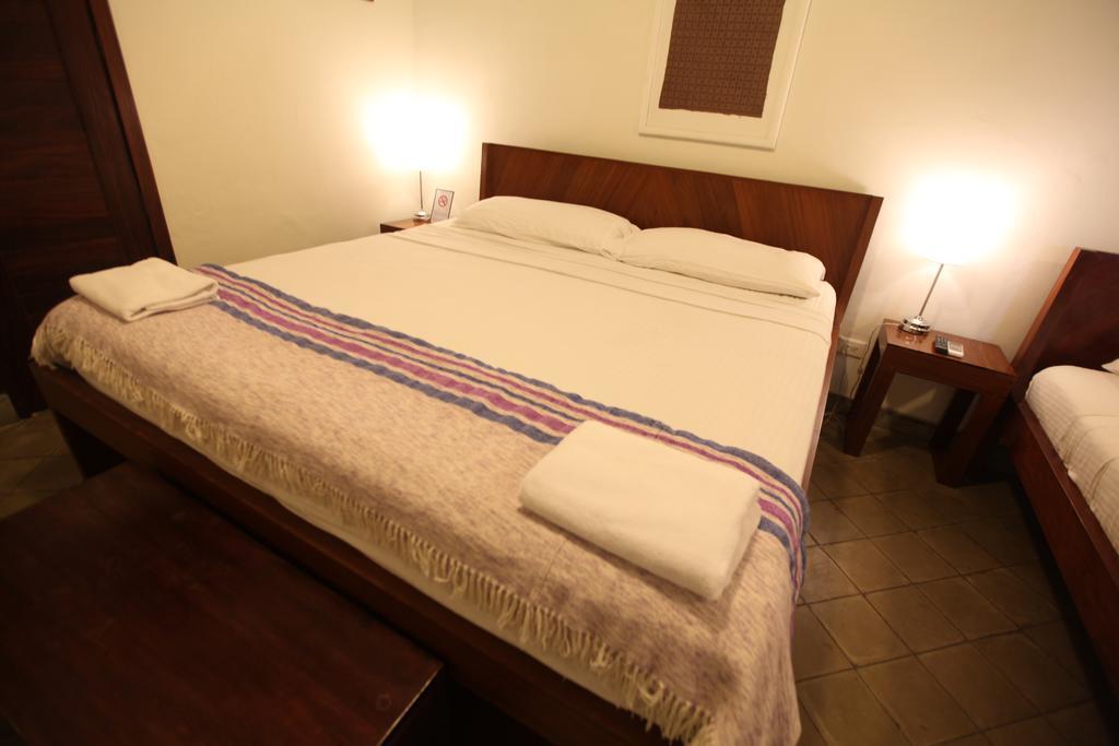 Hotel Azul לאון חדר תמונה